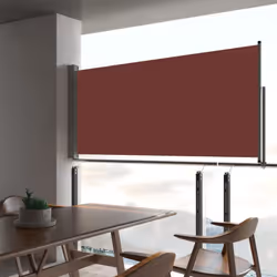 Questa tenda da sole laterale semplice ma elegante crea un piccolo angolo accogliente e garantisce allo stesso tempo la priva ...
