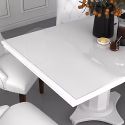 Questa protezione per tavolo rettangolare, con uno spessore di 2 mm, è adatta per tavoli e pavimenti all'interno della sala d ...