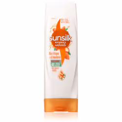 Quando ti lavi i capelli, lo shampoo apre la struttura superficiale del capello – la cuticola. Per questo è importante aggiun ...