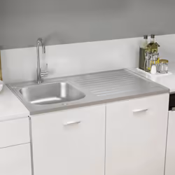 Questo lavello da cucina è un'aggiunta senza tempo all'arredamento della vostra cucina.È dotato di un unico lavabo extra prof ...