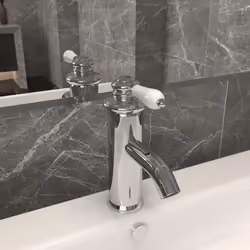 Un buon rubinetto per lavabo è essenziale in ogni bagno. Dal lavaggio delle mani allo spazzolamento dei denti e alla rasatura ...