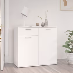 Caratterizzata da un fascino minimalista, questa credenza soddisferà tutte le vostre esigenze e sarà un complemento ideale pe ...