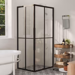 Questa cabina doccia coniuga stile e funzionalità e si adatterà perfettamente al vostro arredo bagno. Il profilo in alluminio ...