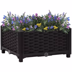 Questo letto rialzato è una scelta eccellente per coltivare una varietà di fiori o piante, essendo un'ottima aggiunta al vost ...