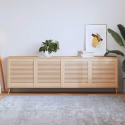 Queste ante in legno con design a lamelle sono la scelta perfetta se desiderate un elemento d'accento o per migliorare il flu ...