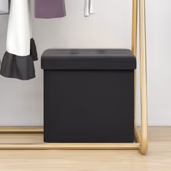 Questo versatile e morbido sgabello pieghevole presenta un design accogliente che si adatta a qualsiasi arredamento d'interni ...