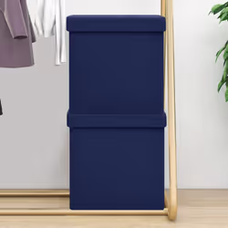 Questi sgabelli pieghevoli versatili e morbidi presentano un design accogliente che si adatta a qualsiasi arredamento d'inter ...