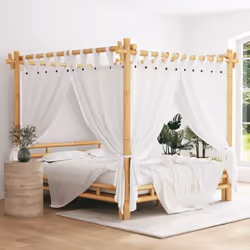 Questo letto a baldacchino offre protezione da tutti i lati e aiuta anche a bloccare la luce, così potrete godervi una notte  ...