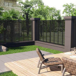 Recinzione a Persiana in WPC 180x180 cm design moderno per giardini vari colori colore: Nero