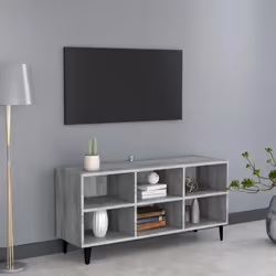 Portate i vostri interni al livello successivo con questo mobile porta TV ben progettato e dal tocco chic. Questo porta TV co ...