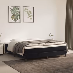Ottieni una notte di sonno migliore e riposante con questo giroletto! È un'accogliente aggiunta a qualsiasi camera da letto.  ...
