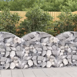 Questo pratico cesto di gabbioni è stato progettato appositamente come barriera da giardino decorativa e fonoassorbente. Mate ...