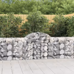 Questo pratico cesto di gabbioni è stato progettato appositamente come barriera da giardino decorativa e fonoassorbente. Mate ...