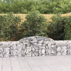 Questo pratico cesto di gabbioni è stato progettato appositamente come barriera da giardino decorativa e fonoassorbente. Mate ...