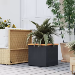 Questa fioriera è un'ottima scelta per gli appassionati del fai da te che desiderano decorare il proprio giardino, balcone o  ...