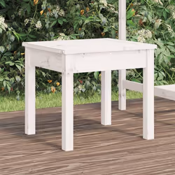 Questa classica panca da giardino in legno è perfetta per essere utilizzata all'esterno ed è pensata per diventare il punto f ...