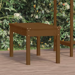 Questa classica panca da giardino in legno è perfetta per essere utilizzata all'esterno ed è pensata per diventare il punto f ...