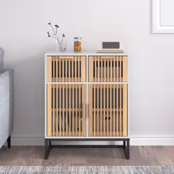 Questa credenza classica, caratterizzata da un design senza tempo, è destinata ad essere un'eccellente aggiunta alla vostra c ...