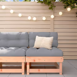Questo divano centrale da giardino in legno, dotato di un design a doghe, sarà un ottimo complemento al vostro giardino, pati ...