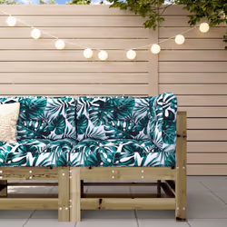 Questo divano angolare da giardino in legno, che si distingue per il design a doghe, sarà un ottimo complemento al vostro gia ...