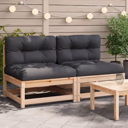 Questi divani da giardino in legno con i cuscini saranno un'ottima aggiunta al vostro giardino, terrazza o patio per chiacchi ...