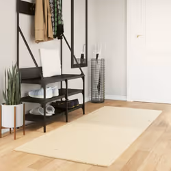 Questo morbido tappeto è perfetto per aggiungere calore e consistenza al vostro arredamento d'interni. Durevole e sicuro: Que ...