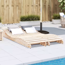Questi lettini prendisole in legno sono ideali per prendere il sole e rilassarvi vicino alla piscina, sul patio o in giardino ...