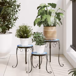 Questi supporti per le piante, caratterizzati da un design a mosaico, diventeranno il punto focale del vostro giardino, balco ...