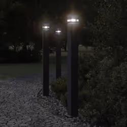 Illuminate il vostro spazio esterno con queste lampade da terra da esterno! Grado di protezione IP44: Grazie al suo corpo in  ...