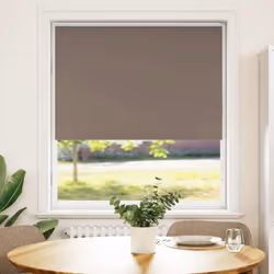 Eleva lo stile e la funzionalità della tua stanza con questa tenda a rullo, che offre privacy, controllo della luce e regolaz ...