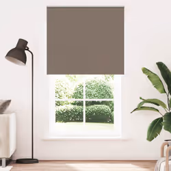 Eleva lo stile e la funzionalità della tua stanza con questa tenda a rullo, che offre privacy, controllo della luce e regolaz ...