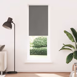 Eleva lo stile e la funzionalità della tua stanza con questa tenda a rullo, che offre privacy, controllo della luce e regolaz ...