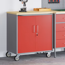 Questo mobile per attrezzi su ruote è realizzato in acciaio e legno ingegnerizzato, unendo praticità e design. La finitura ro ...