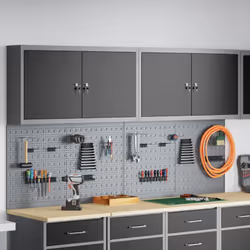 Questo set di pannelli murali per attrezzi industriali è una fantastica soluzione di stoccaggio per il tuo garage o officina. ...