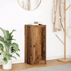 La credenza offre un ampio spazio di archiviazione, aiutando a mantenere la stanza ordinata e organizzata e combinando pratic ...