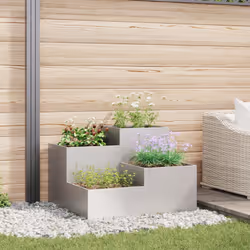 Questa Fioriera Minimalista in Acciaio Inossidabile è un'aggiunta fantastica per ogni casa o giardino, che unisce stile moder ...