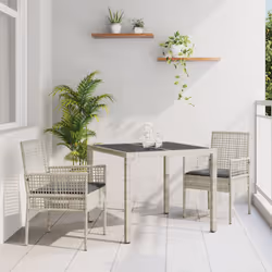 Questo tavolo da giardino quadrato grigio chiaro unisce stile moderno e funzionalità, rendendolo l'aggiunta perfetta per il t ...