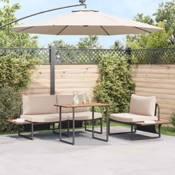 Questo set da pranzo esterno unisce un tavolo elegante e sedute comode, ideale per incontri su un patio o un balcone accoglie ...