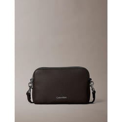 Calvin Klein Borsa per fotocamera con logo sulla tracolla