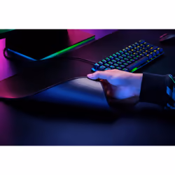 Razer Strider Tappetino per mouse per gioco da computer Nero - Vista aggiuntiva 4