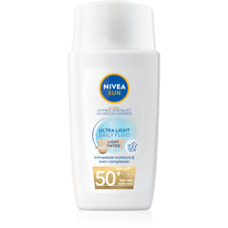 NIVEA SUN Ultra Light colore Light 40 ml