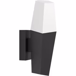 Collezione FARINDOLA LA GEOMETRIA DIVENTA STILE L'applique per esterni a LED FANRINDOLA è composta da un corpo bianco in acci ...