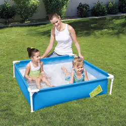 Divertitevi con questa piscina My First Frame Pool della Bestway! La piscina rettangolare offre più spazio per nuotare e gioc ...