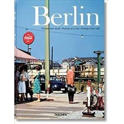 ISBN Berlin : Portrait of a City libro Fotografia Inglese Copertina rigida 671 pagine